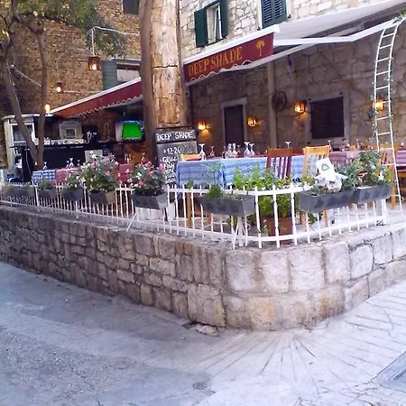 بيت ضيافة Assi