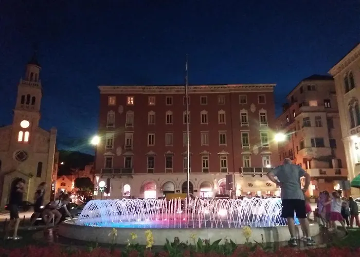 بيت ضيافة Assi سبليت