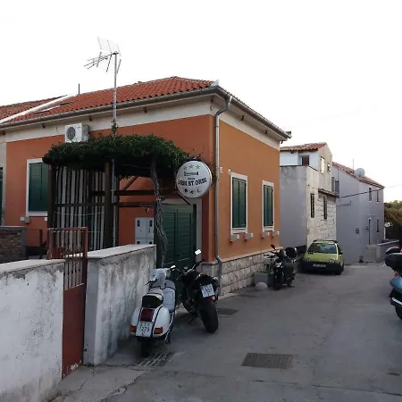 Assi Guest house